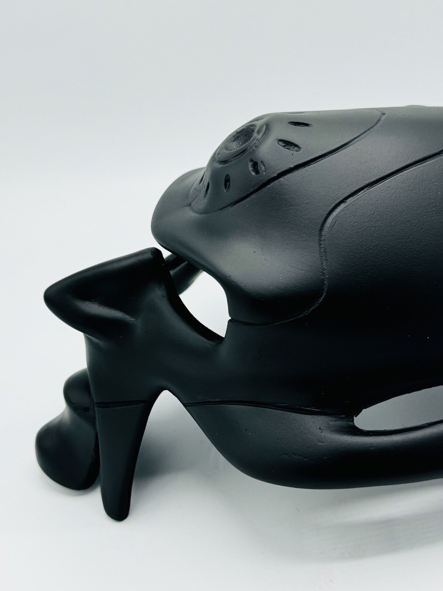 CUSTOM SPIKE BOB HEAD DISPLAY FOR OAKLEY SUNGLASSES X-METAL RESIN