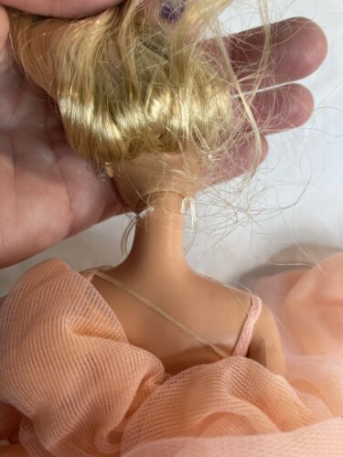 Mattel 7926Peaches 'N Cream Barbie Doll Tag On Arm - Picture 3 of 3