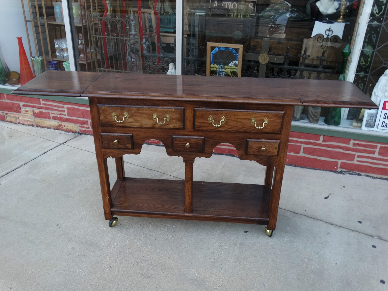 William Mary English Oak Double Drop Leaf Buffet Table Sideboard With