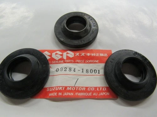 OIL SEAL, FRONT HUB | A,B