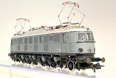 Roco 43660 HO DRG E-Lok E18 08 grau - Museumsedition - TOP fährt gut Papiere !