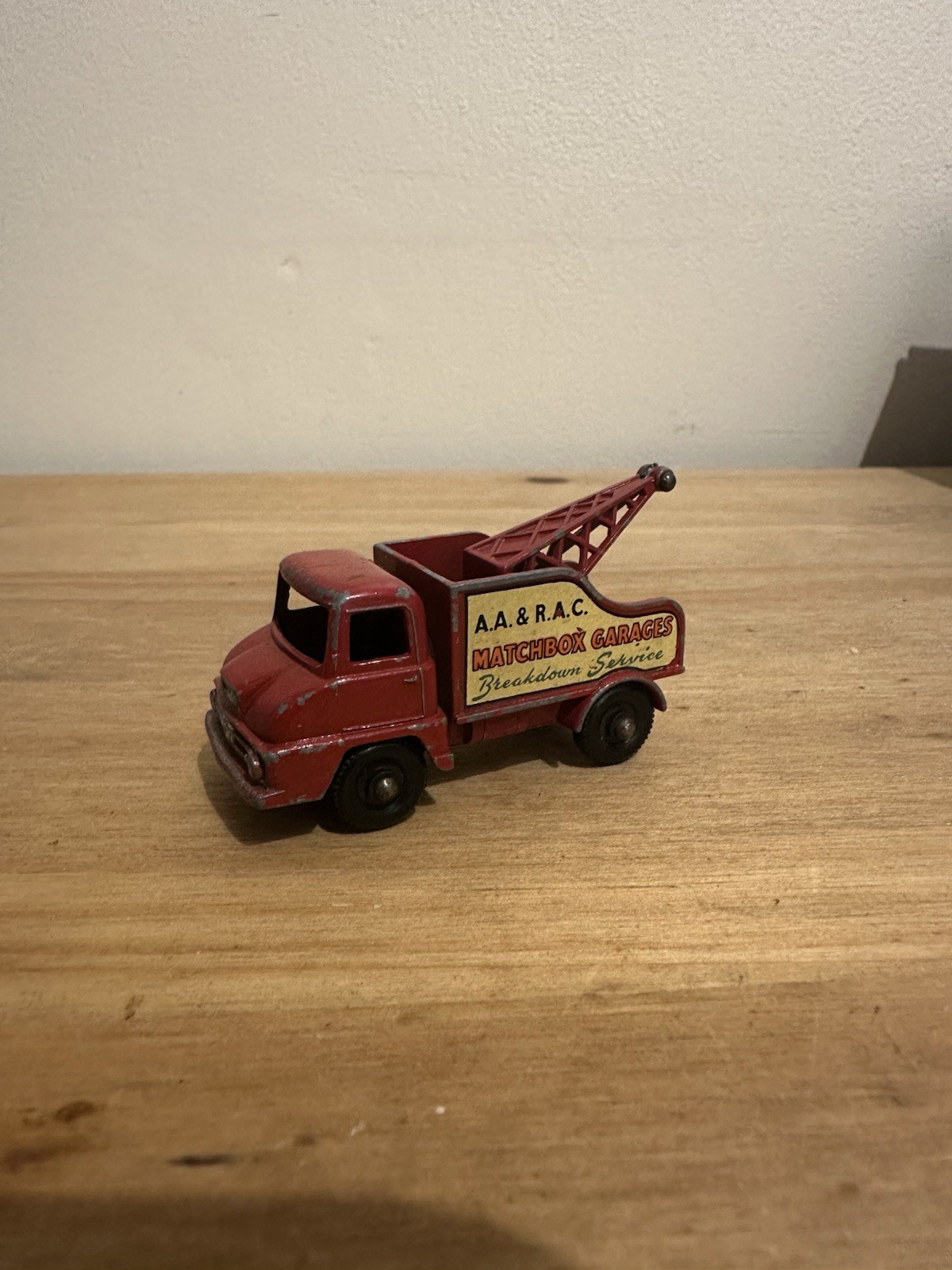 Matchbox 13c, Thames Trader Wrecker - Free Price Guide & Review