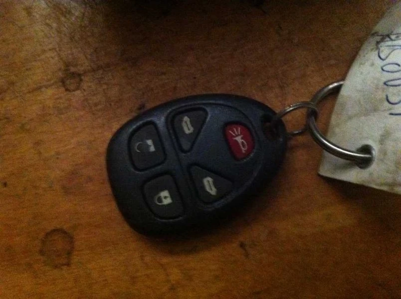 Mando a distancia Montana 2005 llavero Foto 4 de 4