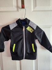 Nike Boys' 18-MONTH-OLD Light Weight Jacket Black/grey