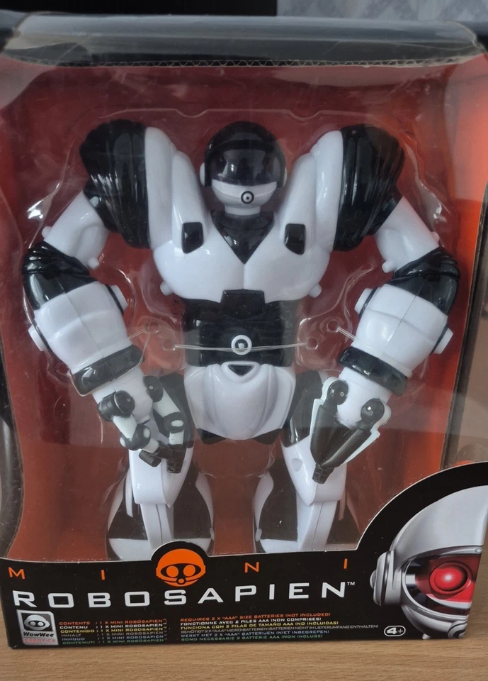 Robosapien Mini Robot - Walks, Eyes Glow, Moving Hands, Poseable Arms - Image 3 of 4