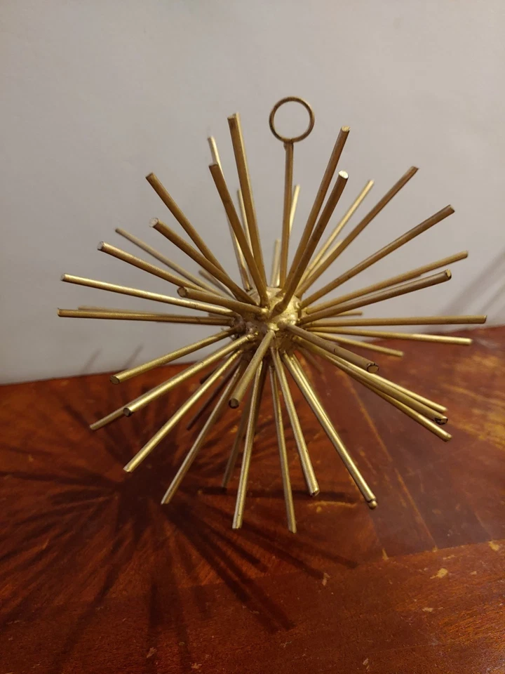 MCM Vintage Ovalado Starburst Varillas de Metal Dorado Escultura Orbe 7” Diámetro Foto 2 de 4