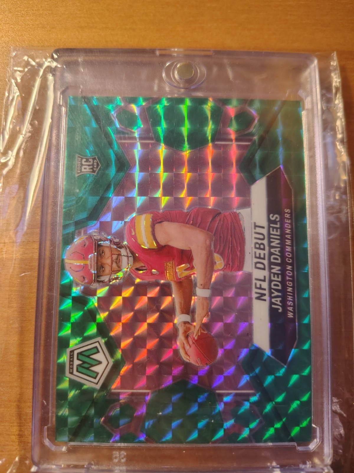 2024 Panini Mosaic - NFL Debut Jayden Daniels #272 Green Mosaic Prizm (RC)