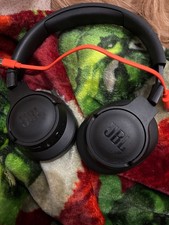 JBL Tune 760NC Wireless Bluetooth Over the ear Headphones - Black (JBLT760NCBLK)