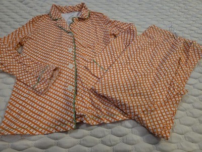 HUE Two Piece Women's Long Sleeve Button Down Pajamas Orange White Size Small