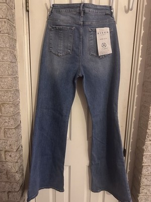   Risen Mid~Rise Flare Basic Jeans In Medium Wash 15/32