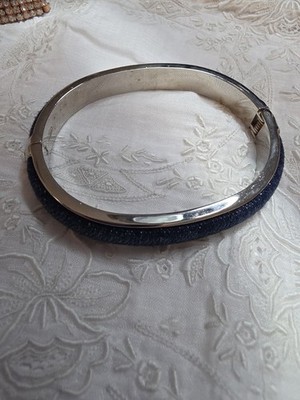 Joan Rivas Bracelet Color Silver And Blue  7.5