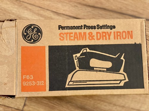 Vintage General Electric Steam and Dry Iron Model F63 9253-312 IN ORIGINAL BOX - Picture 7 of 12