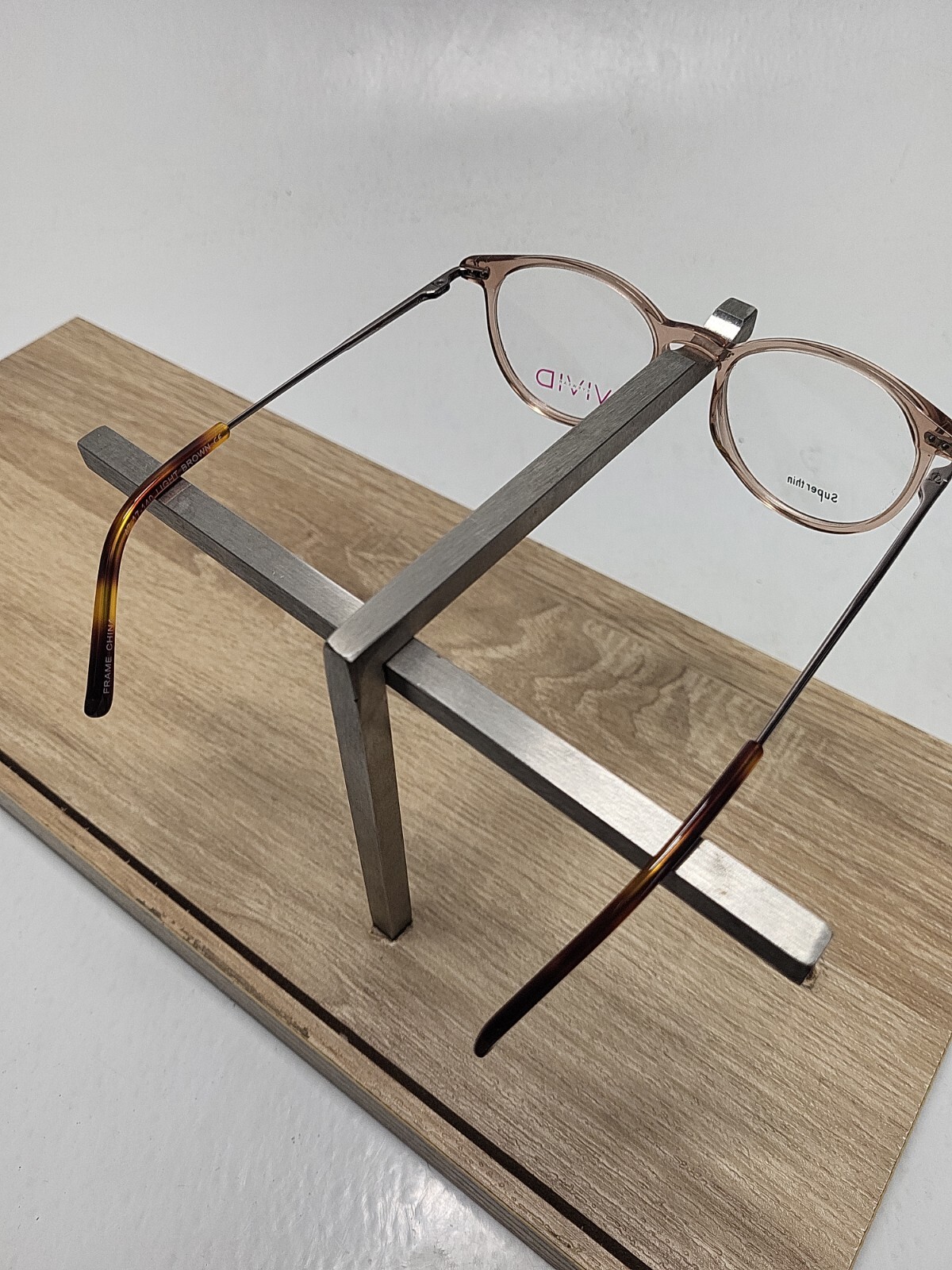  VIVID Model E Vivid 910 EYEGLASSES for Unisex kids 47.17.140mm brown