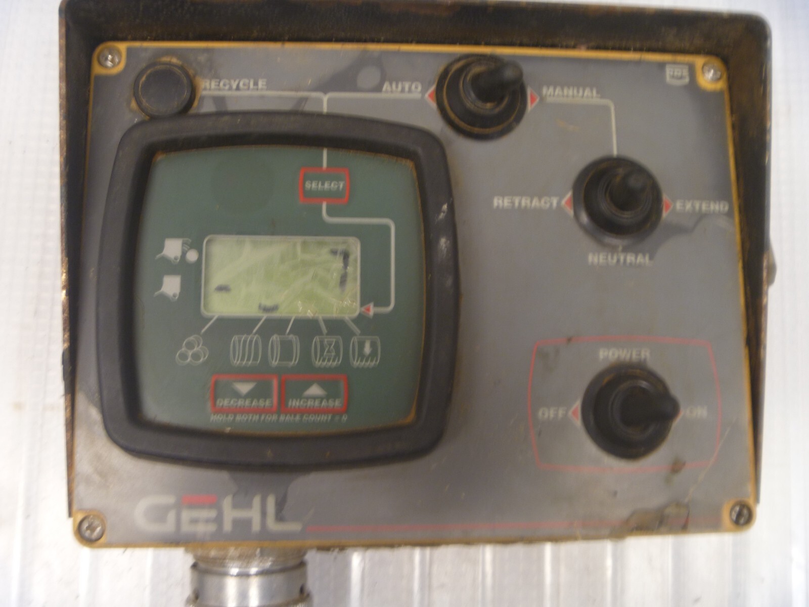 GEHL 2580 ROUND BALER CONTROL BOX MONITOR P/N 159787 & 157902 AS IS eBay