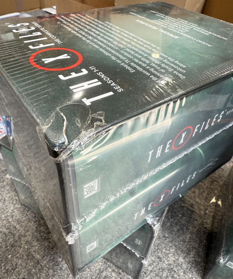 The X-Files Complete Series DVD - ZONE 2 - NEW W/DAMAGE TO BOX - Image 3 of 4