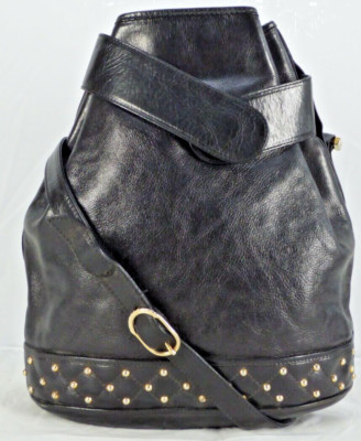 Bally Vintage Tasche Umhängetasche Nieten schwarz Echtleder Tropfenform
