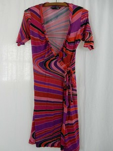 h and m red wrap dress