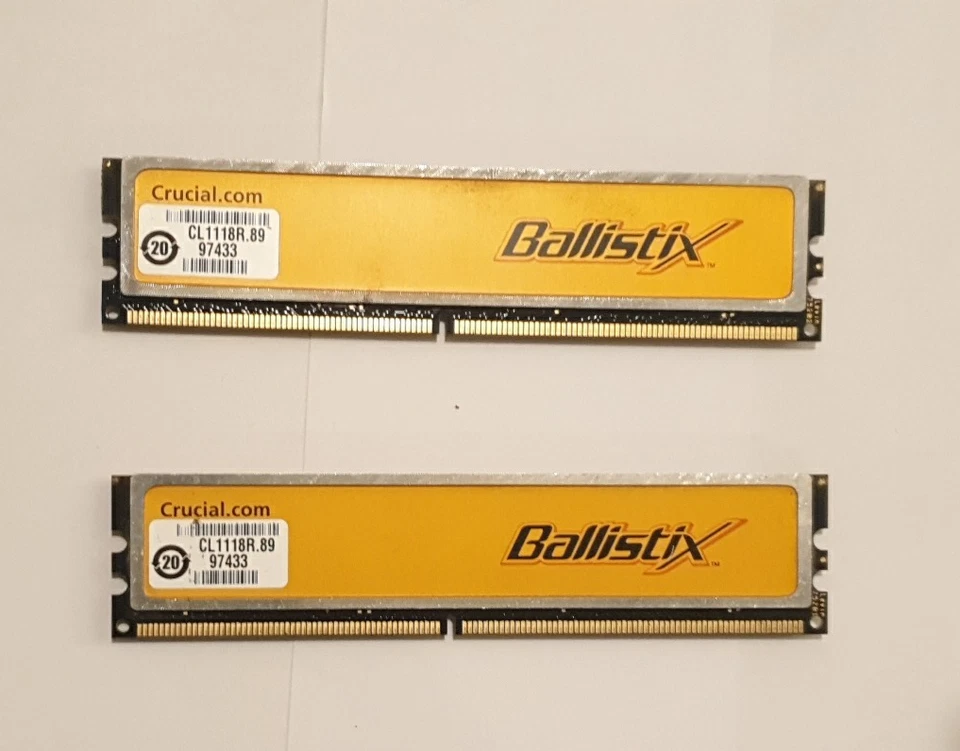 ORIGINAL 2 GB CRUCIAL BALLISTIX DDR2 2 X 1 GB RAM CLl11179 - Image 2 of 3
