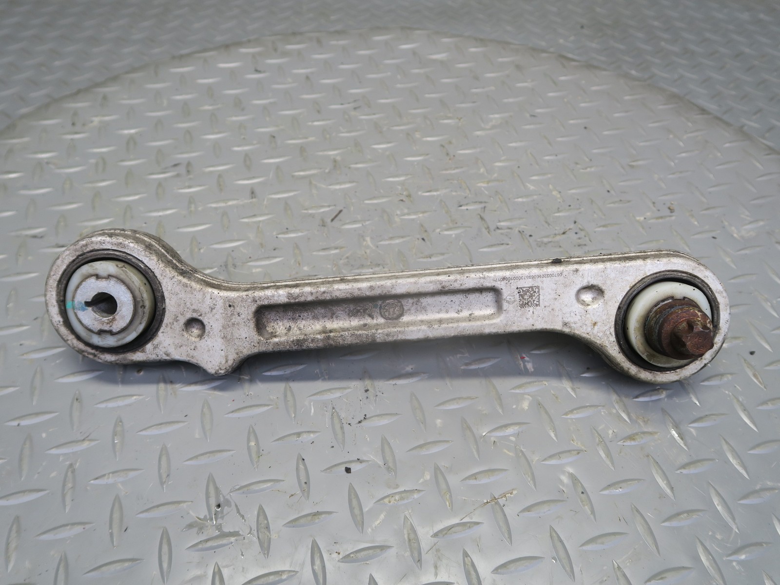 2017-2020 MASERATI LEVANTE M161 REAR RIGHT UPPER & LOWER CONTROL ARM SET OF 5