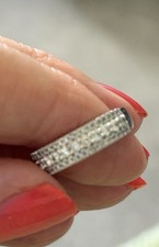Goldsmiths .75 ct of diamonds ring set in 18ct white gold ORIGINALLY £2K Size M