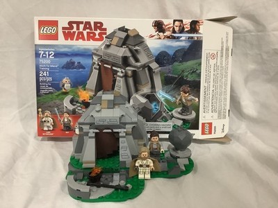 LEGO Star Wars Ahch-To Island Training 75200 COMPLETE IN BOX (READ DESCRIPTION)