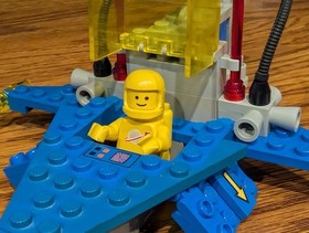 LEGO Space: Xenon X-Craft (6872), 100% complete, manual, damaged box