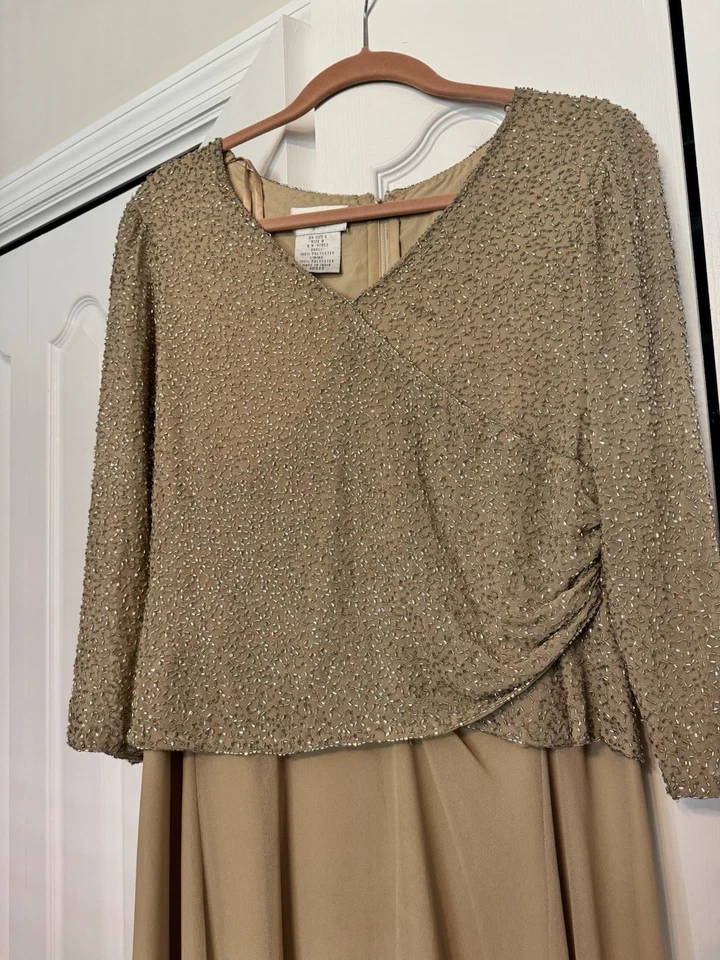 Vestido de dos piezas con recubrimiento de encaje adornado talla 8 ~ dorado de Chadwick's Foto 2 de 4