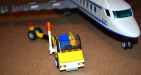 3181 LEGO CITY Passenger Plane 2 Minifigures Tow & Baggage Truck - 95% Complete