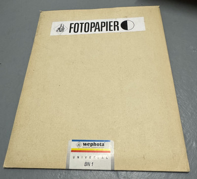 Wephota (= ORWO) Universal BN 1 24x30 cm 50 Blatt Fotopapier analog S/W 