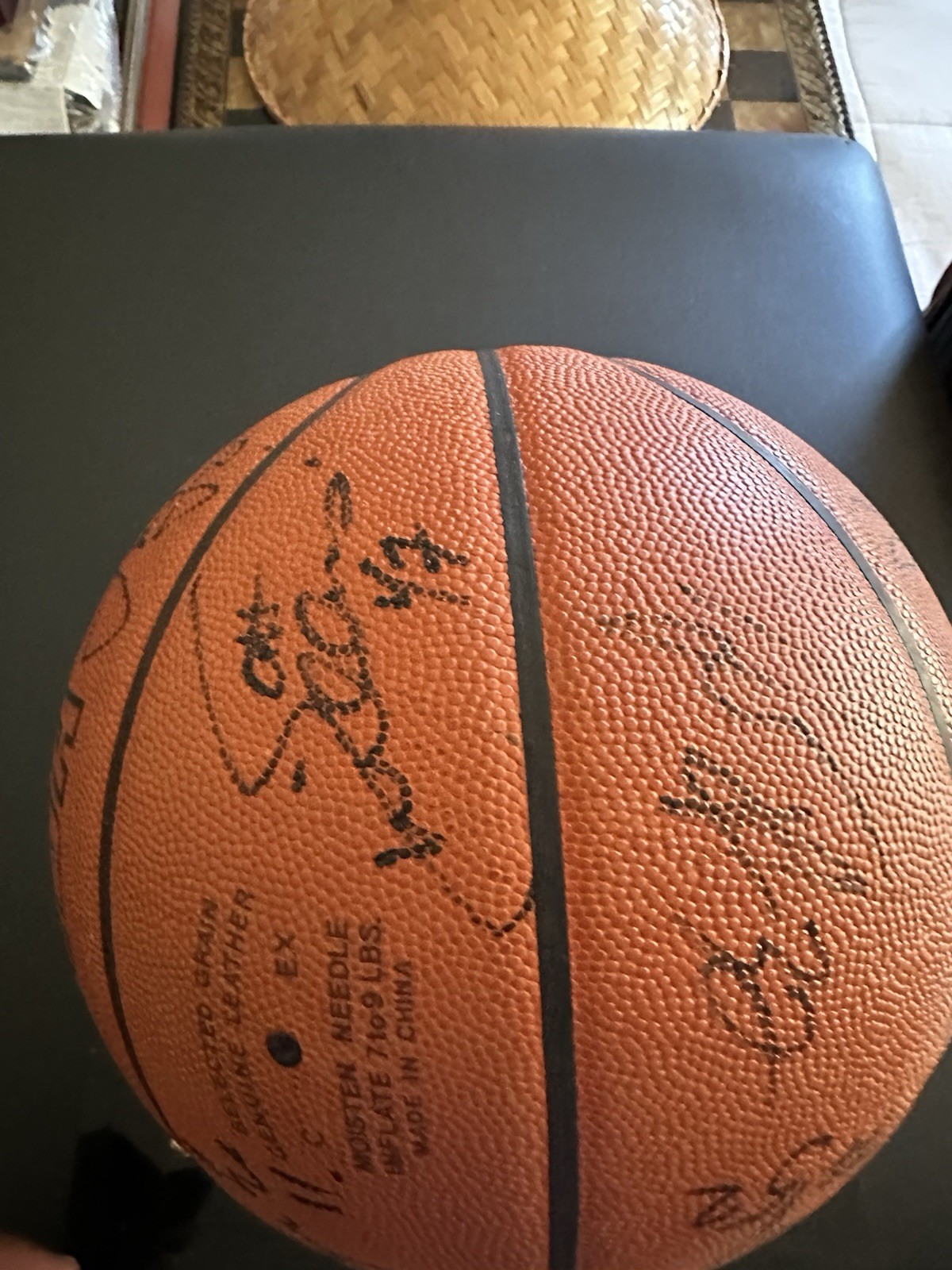LeBron James Autographed Signed Cleveland Cavaliers 2003-04 Team Basketball 