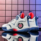 Bild 2 von 32