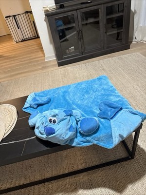 Blue s Clues hoodie blanket