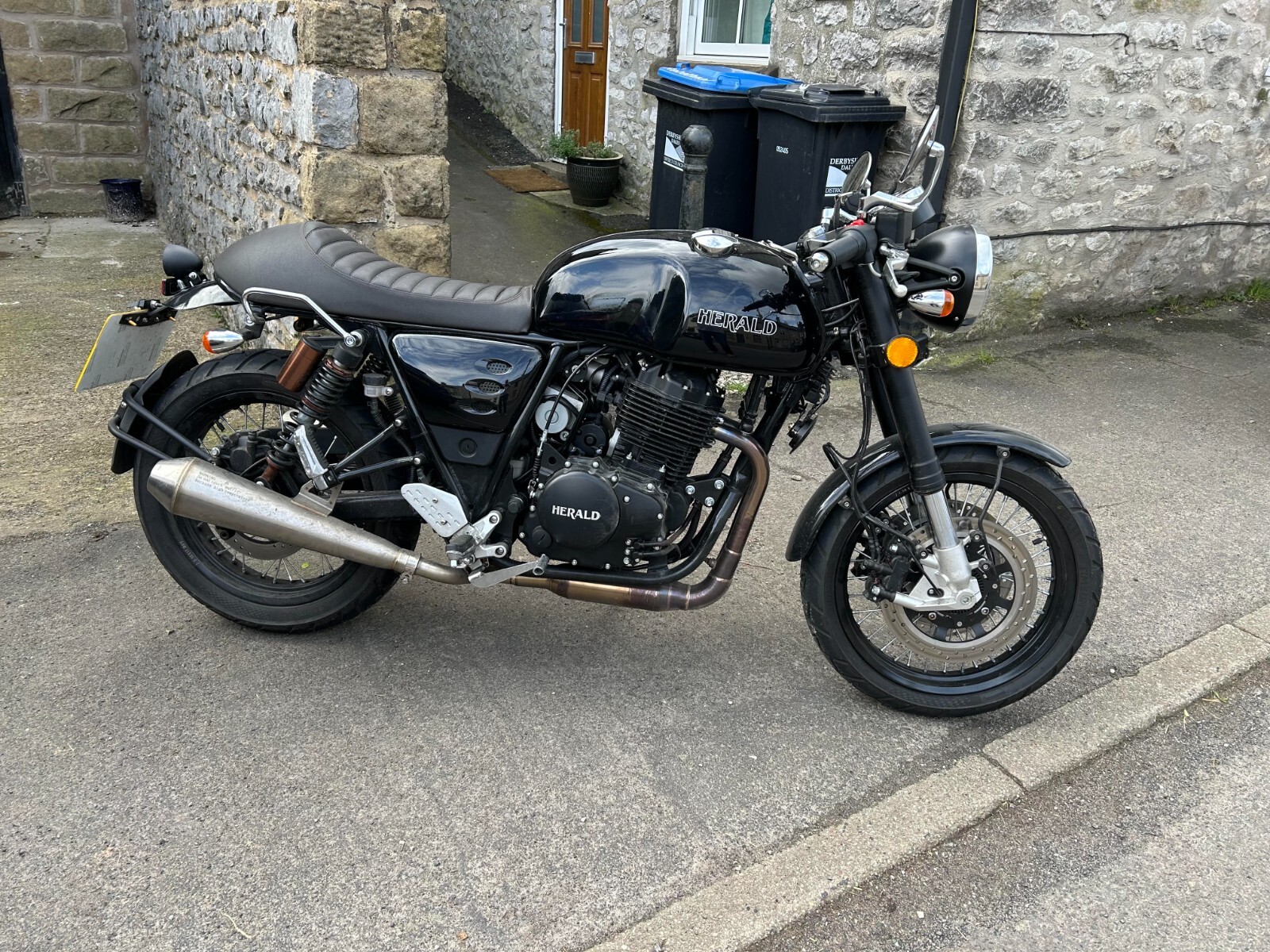 2020-herald-cafe-400-black-ebay