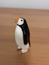 Hagen Renaker PENGUIN MAMA #A-230