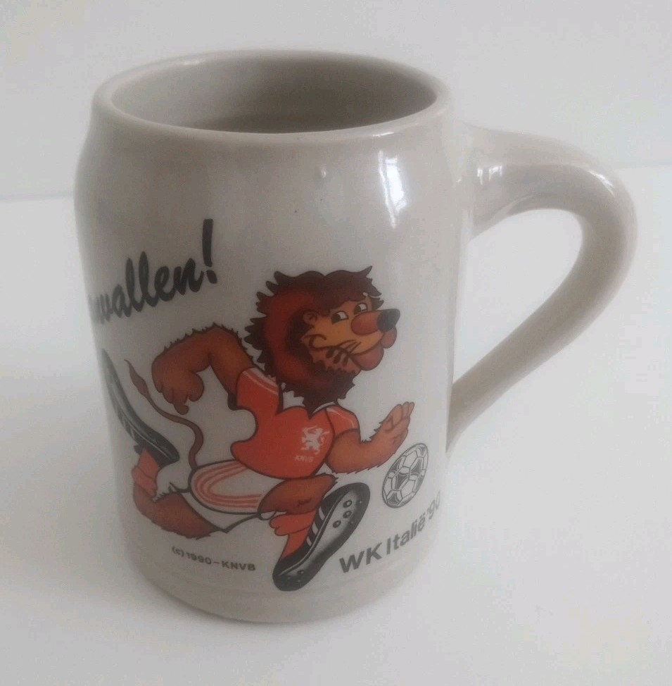 World Cup 1990 Netherlands Dutchy Lion Mascot Stein 0.5l Italia 90 Memorabilia