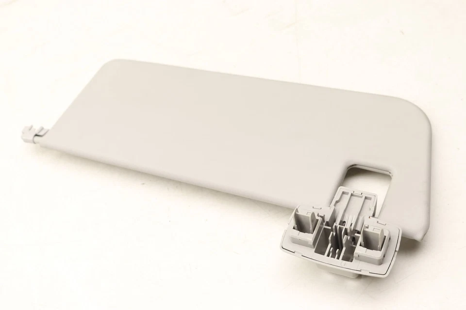 Mercedes-Benz S63 AMG 2014-2019 - Parasol secundario derecho 2228102110 Foto 3 de 4