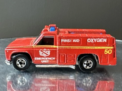 VINTAGE 1974 MATTEL HOT WHEELS EMERGENCY UNIT SQUAD RED TRUCK #50
