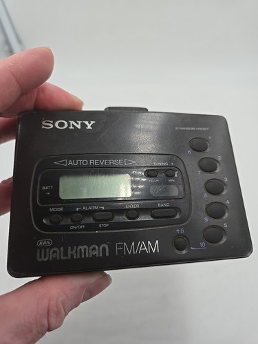 Vintage sony Walkman WM-FX41 Cassette Tape Player Am FM Radio For Parts And Rep - Picture 10 of 16