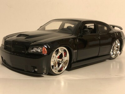ミニカー BIGTIME MUSCLE  2006  Dodge Magunum R/T ミニカー BIGTIME MUSCLE 2006 Dodge Magunum R/T Jada Toys Dub City