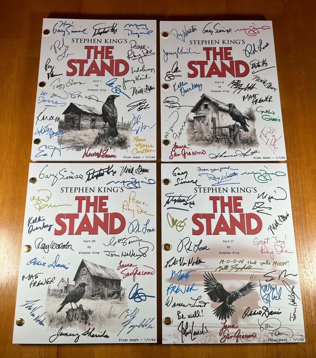 洋書 Strip show The Stand Miniseries Parts 1-4 Script Signed- Autograph Reprints