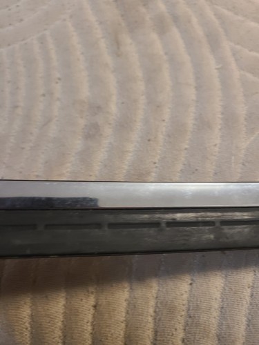 OE 1968-1972 Chevelle / Monte Carlo Quarter Window Glass Vertical Trim RH #1 - Picture 15 of 18