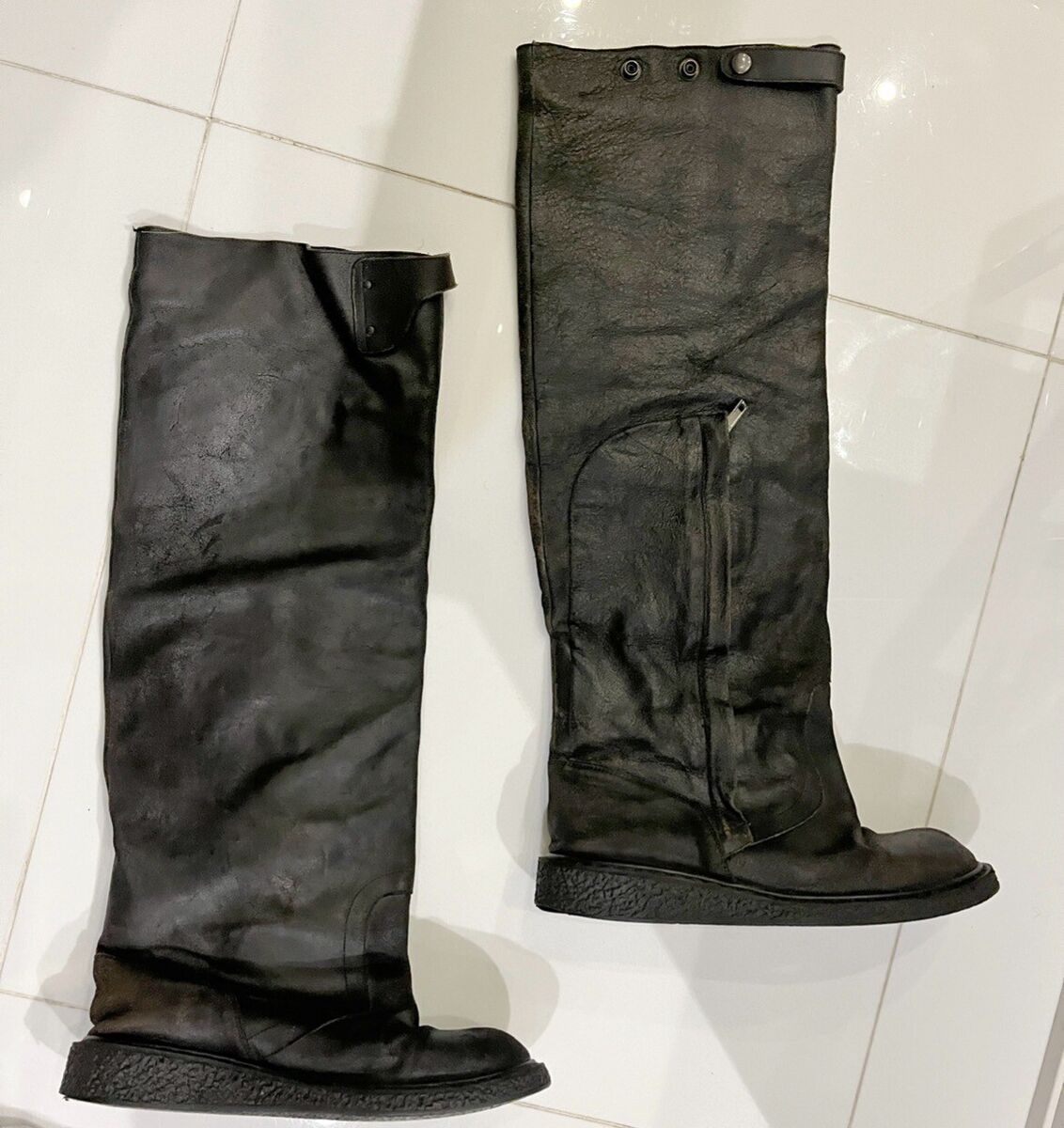 Rick Owens Calf Leather Big Pocket Boot FW 2009 Crust Rick Owens Calf Leather Big Pocket Boot FW 2009 Crust