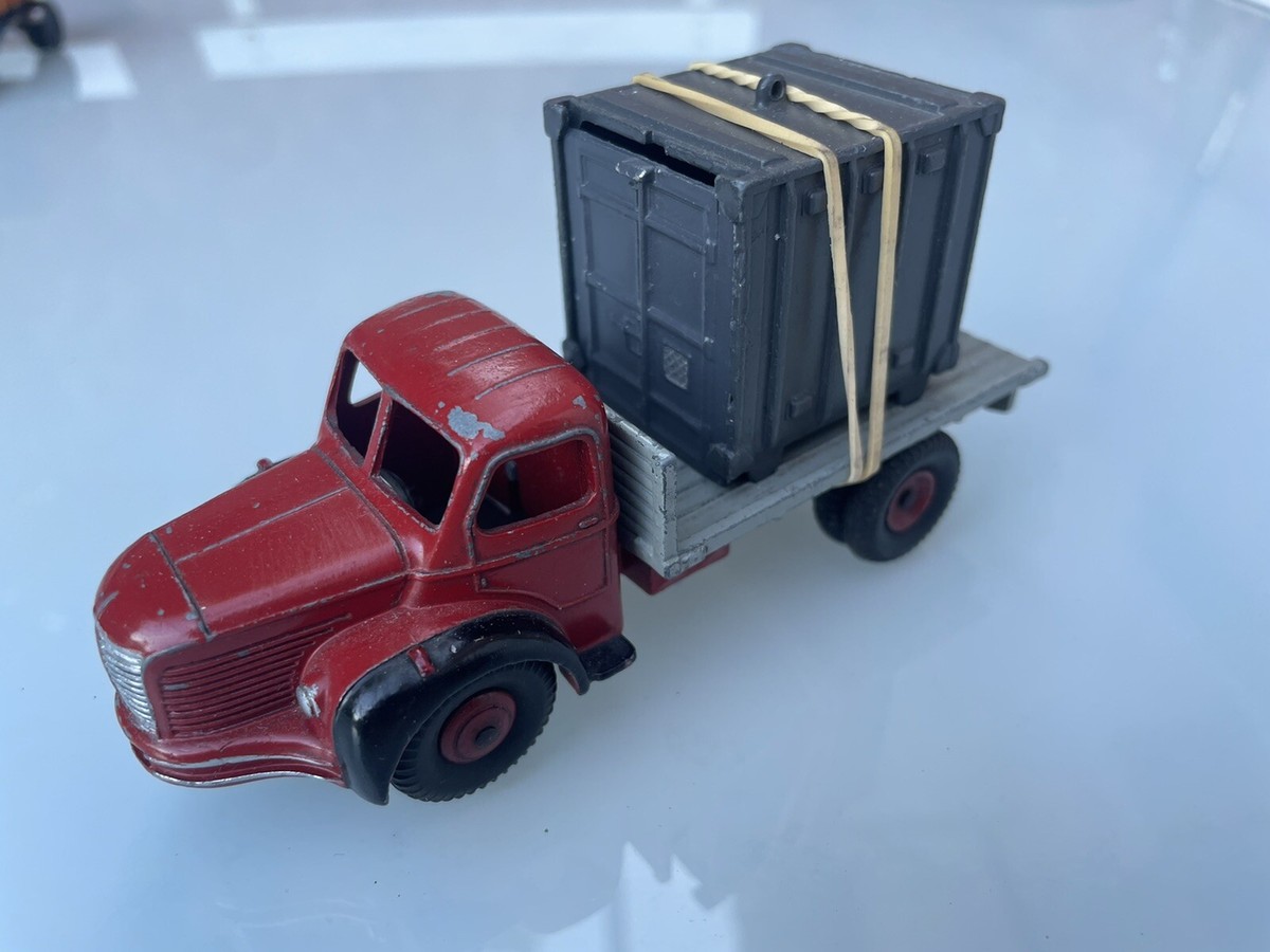 Berliet Laitier Nestlé Dinky Toys Ancien - Modèle 34 Code 3, Métal