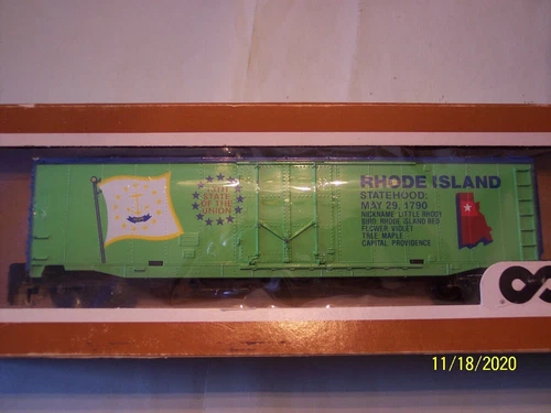 Lot of 2 Tyco HO Rhode Island Bicentennial State Reefer Cars - See Below