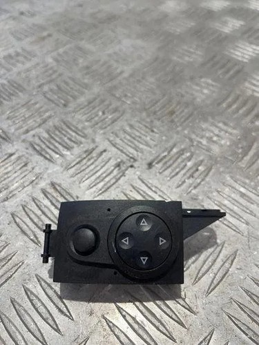 VW TOUAREG 7LA, 7L6, 7L7 Lenkradknöpfe / -schalter 3D0953551 2.50 21517610