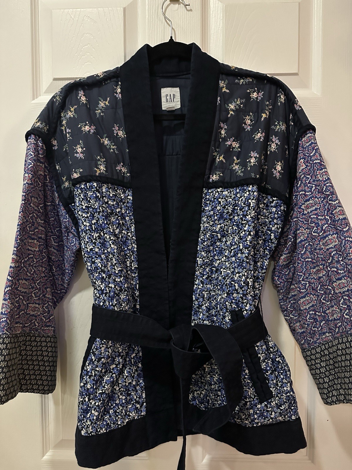 GAP patchwork quilted coat Size Small - image 7