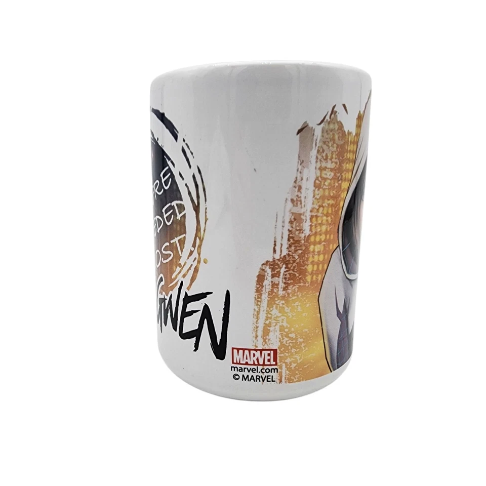 Zak Designs Spider Gwen Marvel 20 Oz Coffee Cup "This Is Where I'm Needed Most" Foto 3 de 4