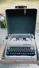 SMITH CORONA SILENT SUPER Portable Manual Typewriter w/Carry Case & Key thumbnail