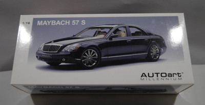 Autoart Millennium 1:18 Maybach 57 s  schwarz  OVP