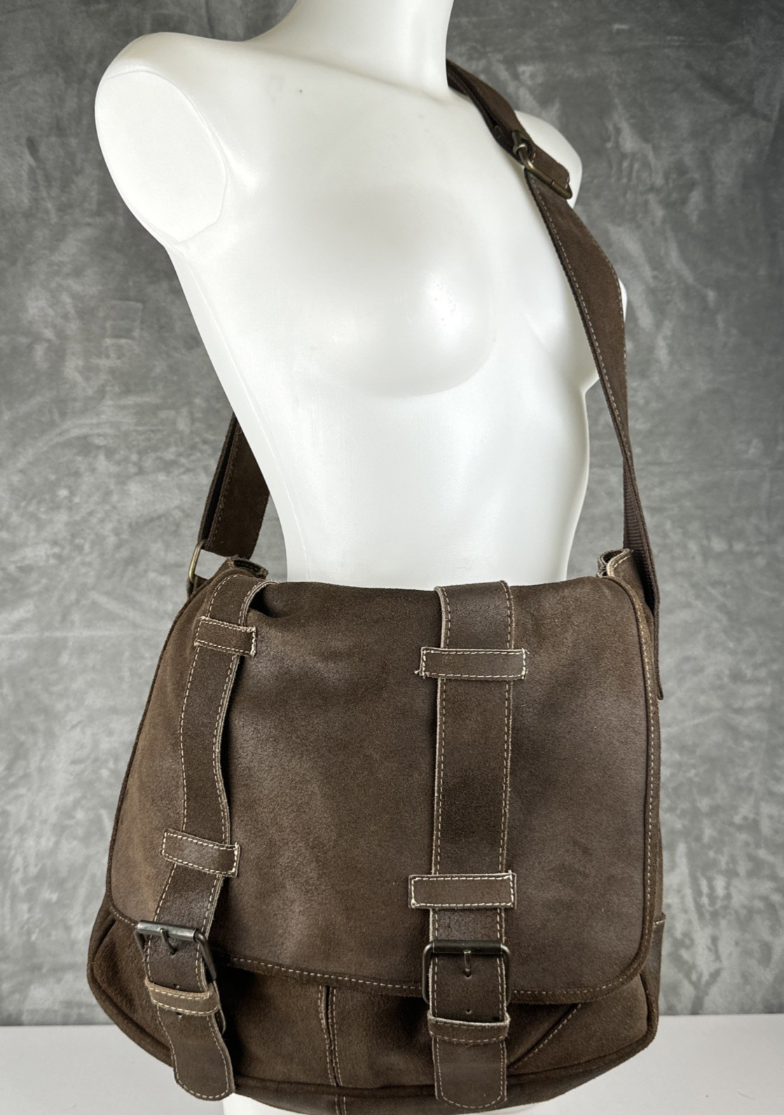 Claire Chase Sorrento Brown Leather Messenger Bag Saddle Sue